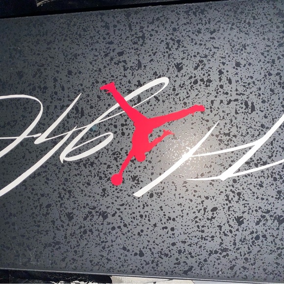 Air Jordan 4 “Fire Red” - Picture 3 of 3